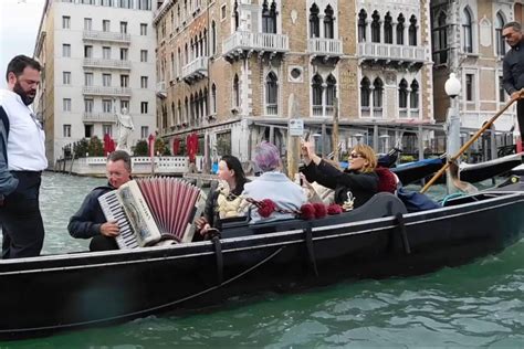 Orazi's Unforgettable Venice Serenade: A Celebration of Love, Music, and Gondola Shenanigans!